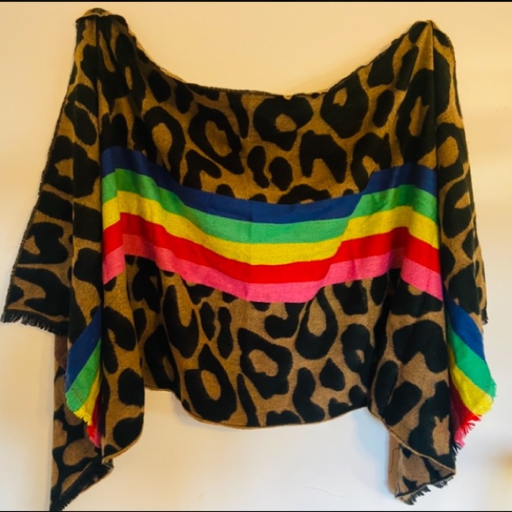 Betsey Johnson oversize blanket scarf, rainbow & cheetah, excellent condition